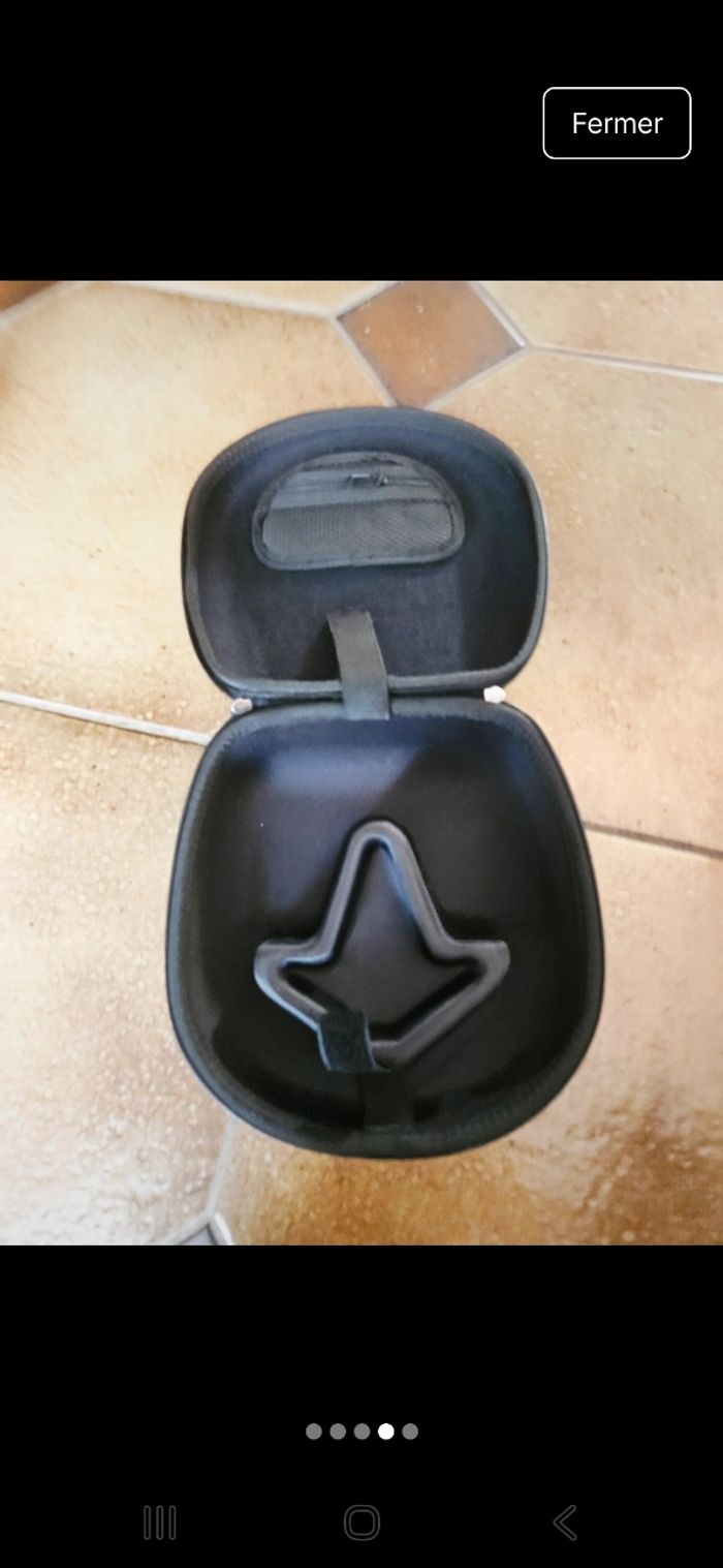 Casque filaire switch et sa sacoche de transport - photo numéro 4