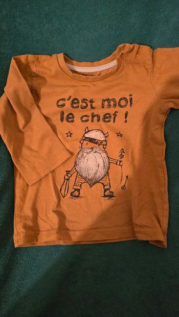 T-shirt manche longue 🌼 12 mois
