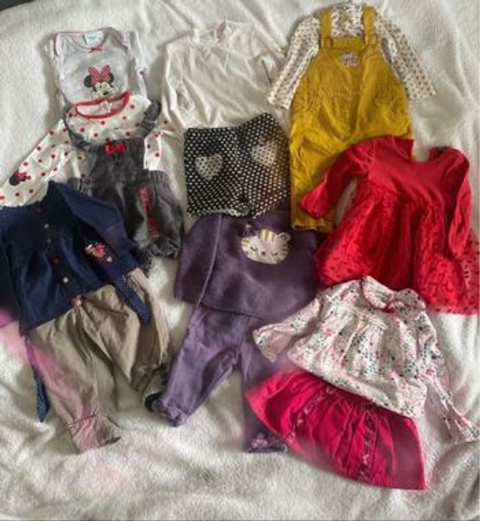 Lot vêtements bébé 9 mois