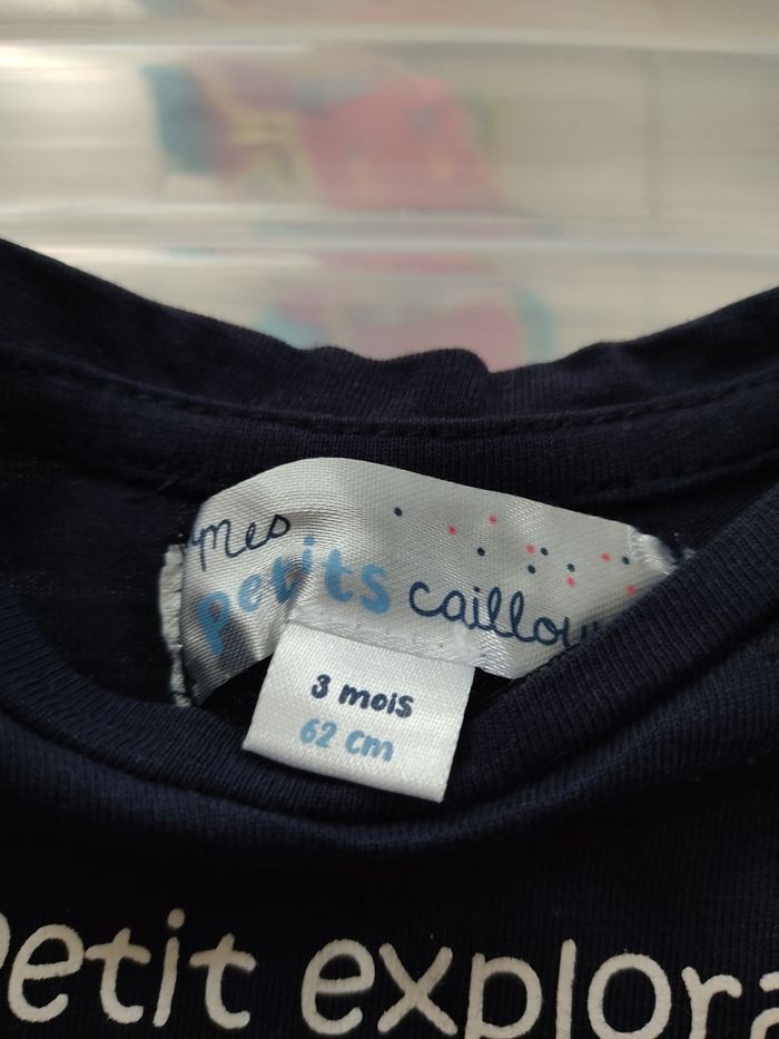T-shirt manche longue 3 mois - photo numéro 2