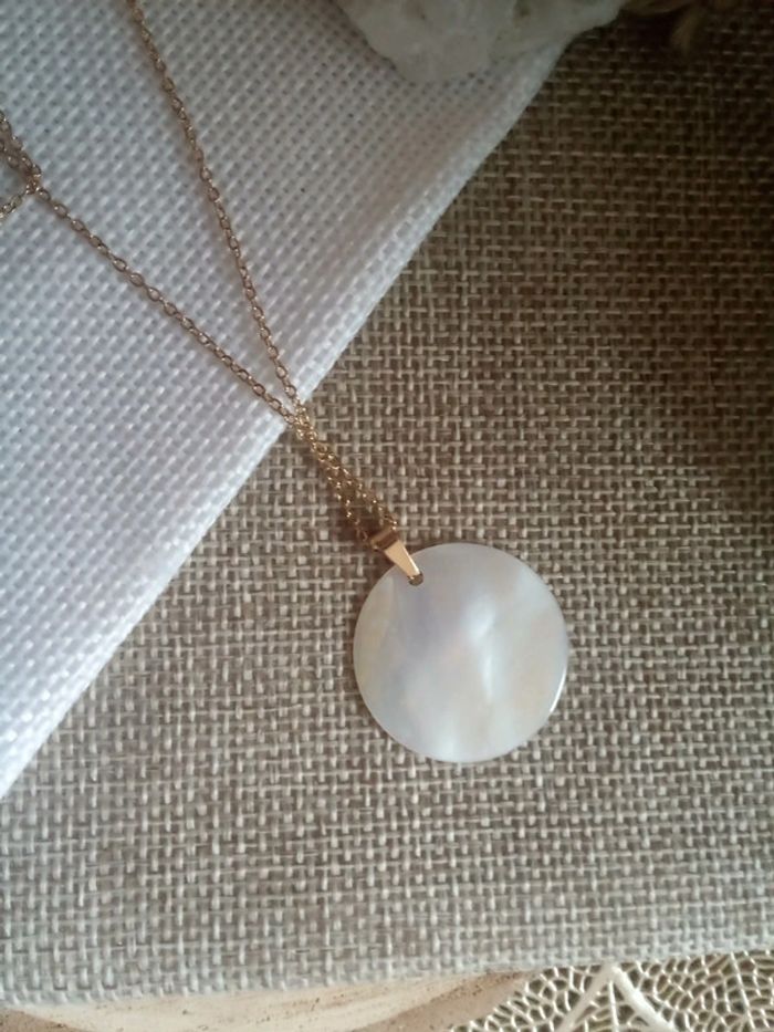 Collier réversible abeille nacrée - photo numéro 2