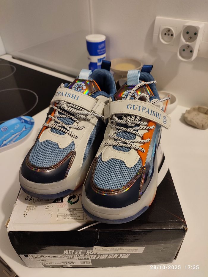 Baskets rollers lumineuses