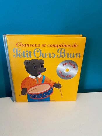 Livre chansons et comptines de petit ours brun sans le CD