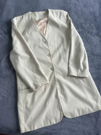 Blazer vintage oversize beige col V minimaliste – T. 42