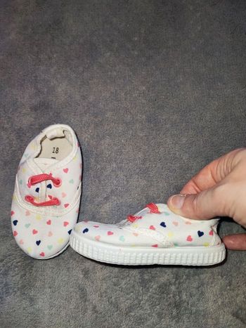 Basket en toile taille 18 neuve