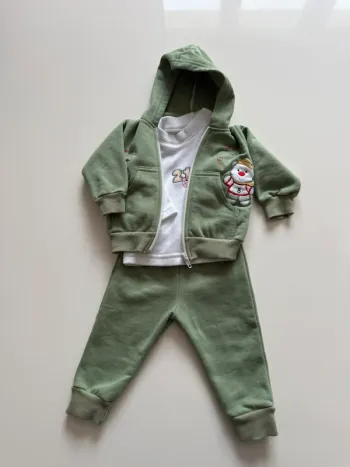 Ensemble jogging vert