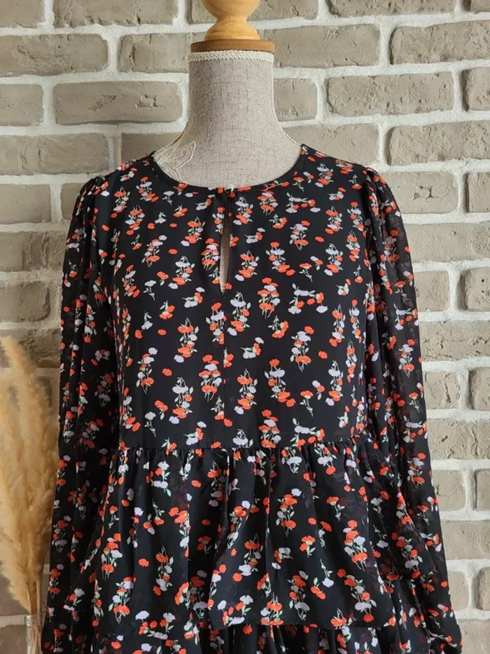 Robe fluide à volants et motifs fleuris Edited - Neuve - photo numéro 2