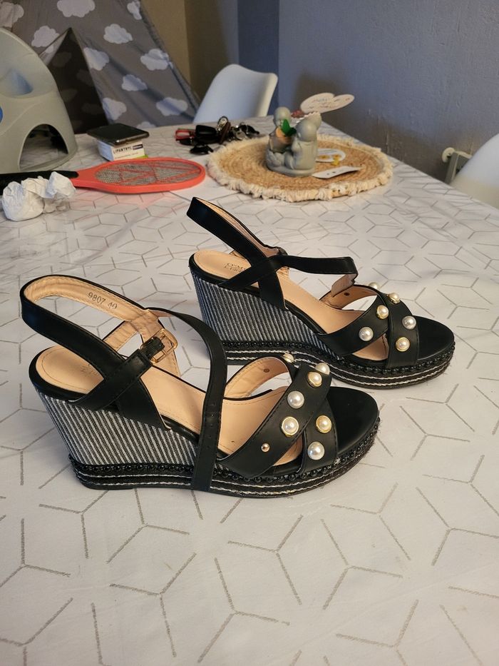 Chaussures femme taille 40 - photo numéro 2