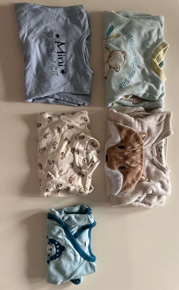 Lot de vêtements - photo numéro 3