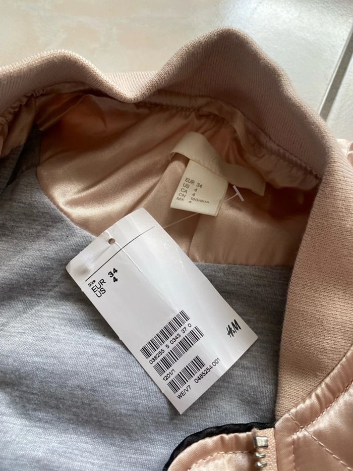 Veste neuve bomber hm taille 34 - photo numéro 2