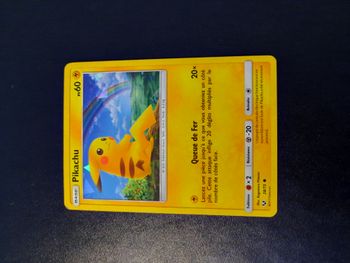 Carte Pokémon Pikachu Holo 28/73 SL3.5 Soleil & Lune Légendes Brillantes fr