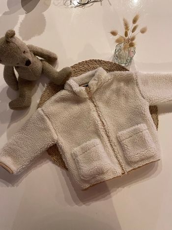 Veste bouclettes 9 mois