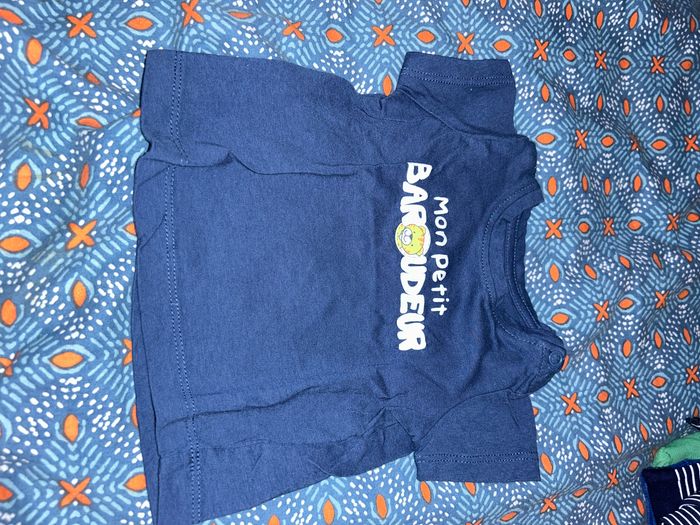 Lots de t-shirt - photo numéro 4