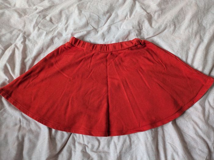 Jupe patineuse rouge 8 ans - photo numéro 5