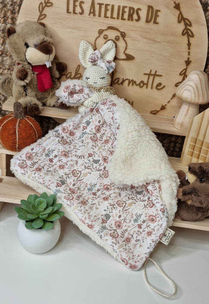 Doudou lapin Milly - photo numéro 2