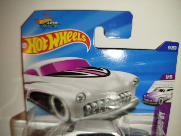 Hot Wheels Purple Passion Série Netflix Let's Race 2025 - photo numéro 7