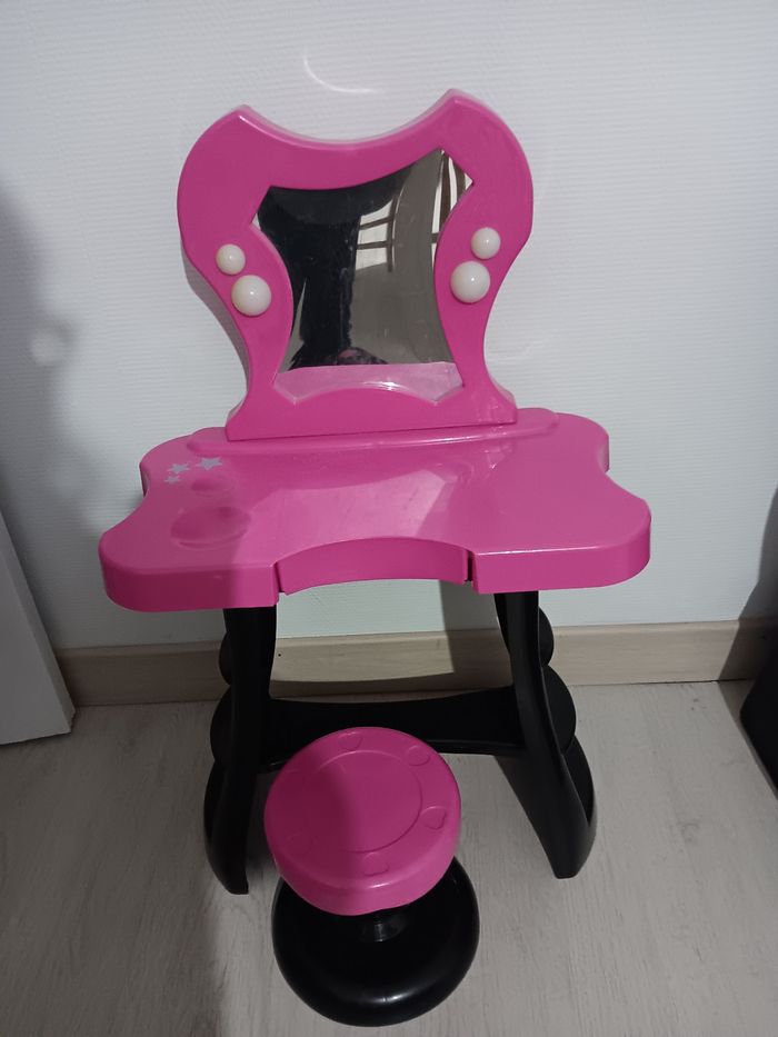 Coiffeuse - photo numéro 2