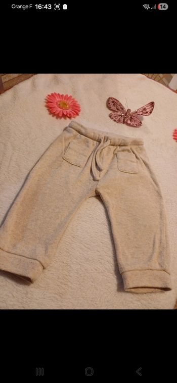 Pantalon bébé taille 9 mois