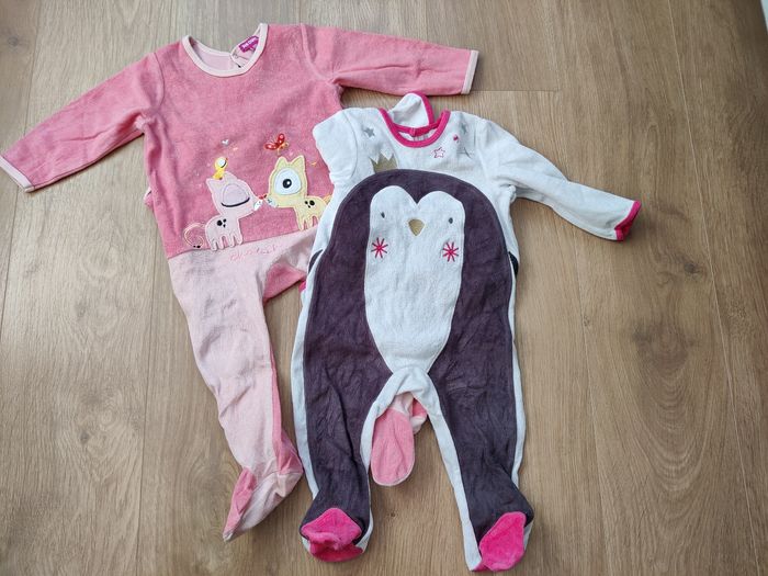 Lot pyjamas épais fille 18 mois - photo numéro 2