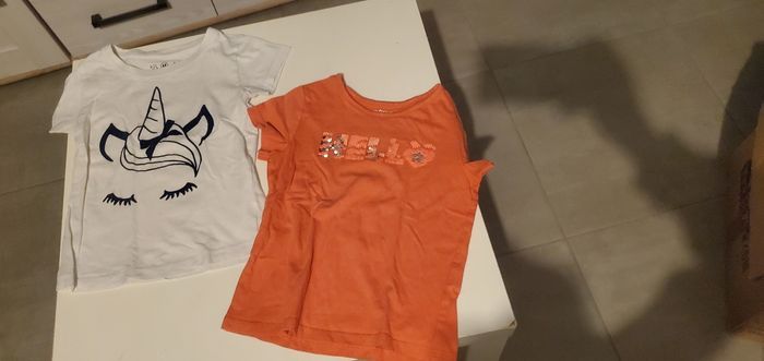 Lot de 9 T-shirts manches courtes 5 ans - photo numéro 4