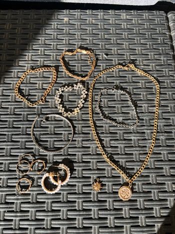 Lot bijoux