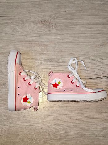 Basket rose taille 25 