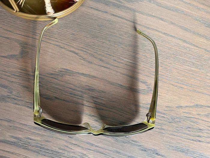 Lunettes de soleil Naf Naf - photo numéro 4