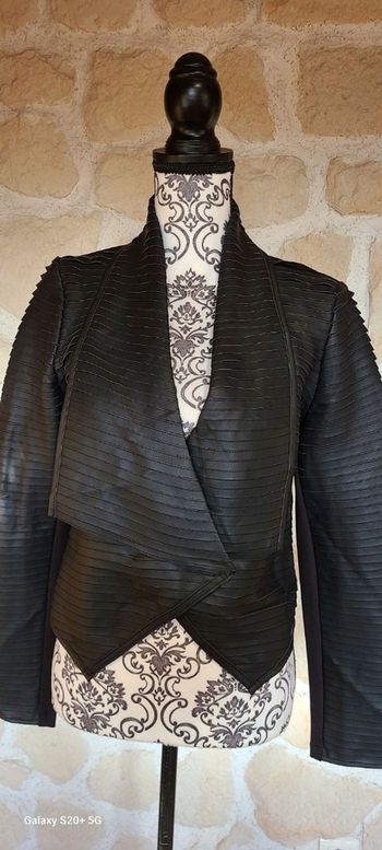 Veste femme courte bi matière Morgan Taille 42 neuf