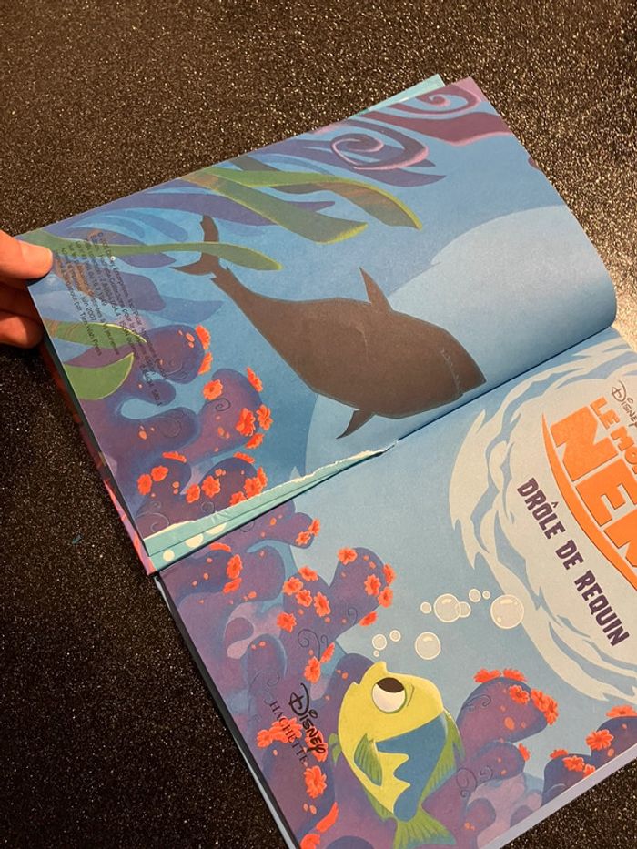 Livre Disney Le monde de Nemo Drôle de requin - photo numéro 8
