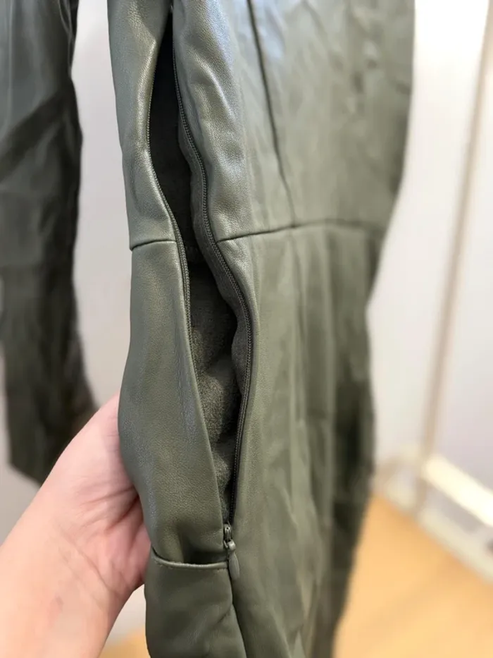 Robe similicuirt - photo numéro 4