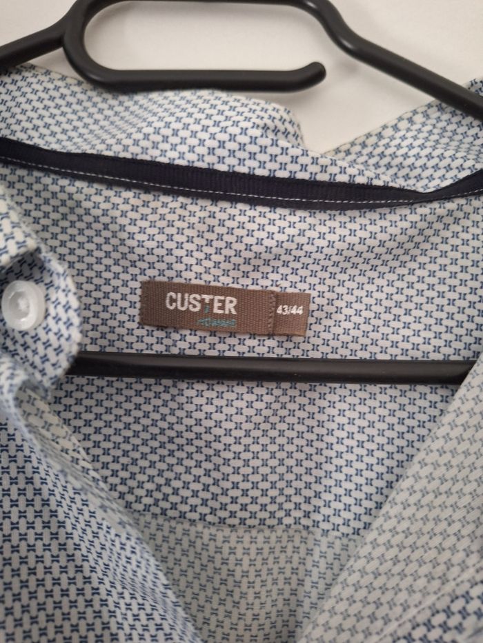 Chemise blanche et bleu - photo numéro 2