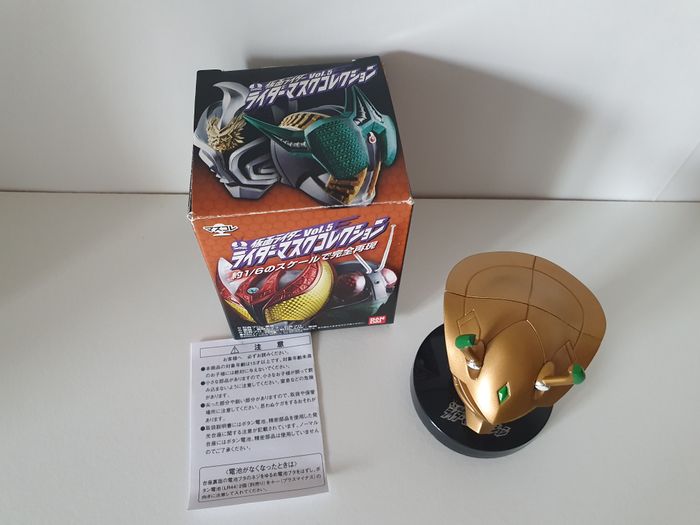 figurine Kamen Rider - Rider Mask Collection Vol.12 BOX Bandai - photo numéro 2