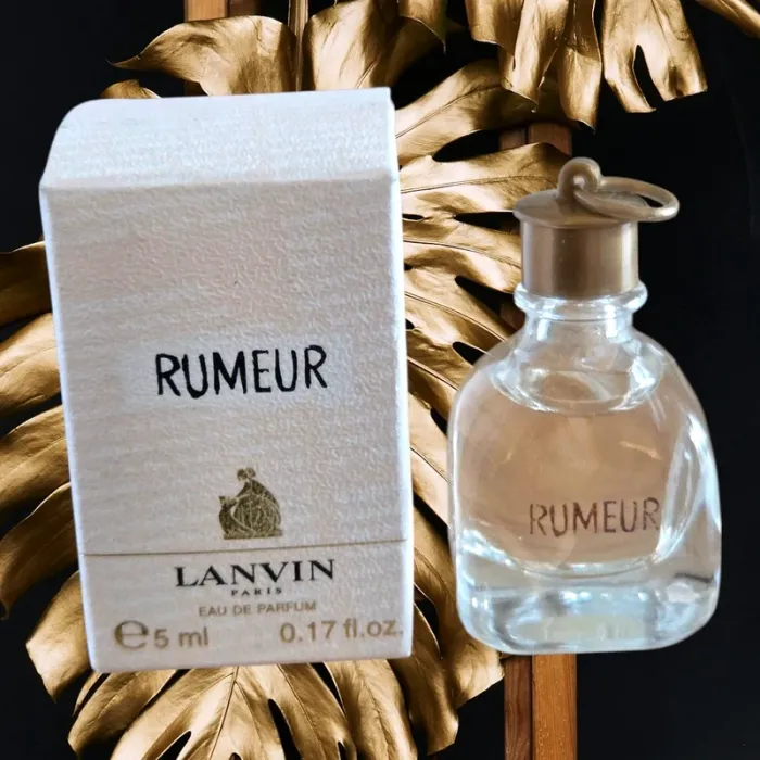 Miniature de parfum Neuve 🌸