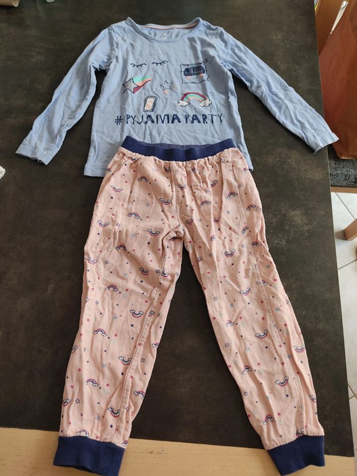 Pyjama 2ans à 4ans - photo numéro 2
