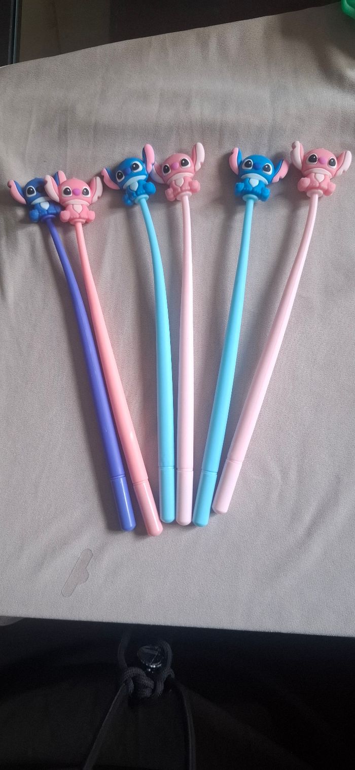 Lot stylos stitch - photo numéro 3