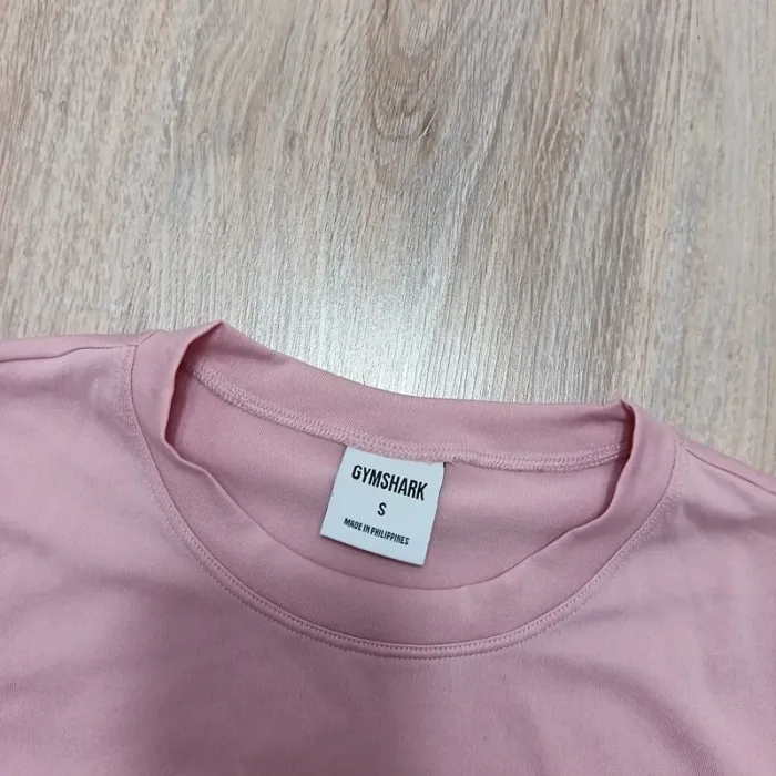 Hauts gymshark femme s teeshirt manche longue rose - photo numéro 3