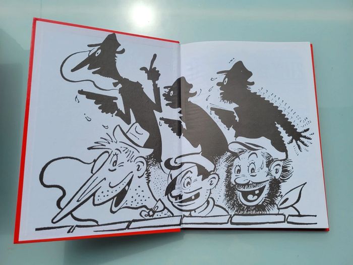 Les Pieds Nickelés Rois du Petrole, ne veulent pas se faire rouler, superchampions de la pêche 🎣 24 - photo numéro 2