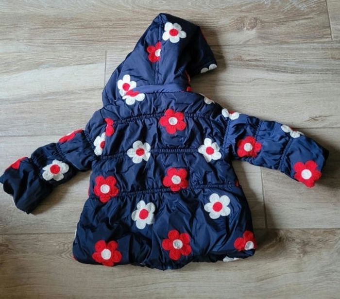 Doudoune à fleurs taille 18 mois - photo numéro 2