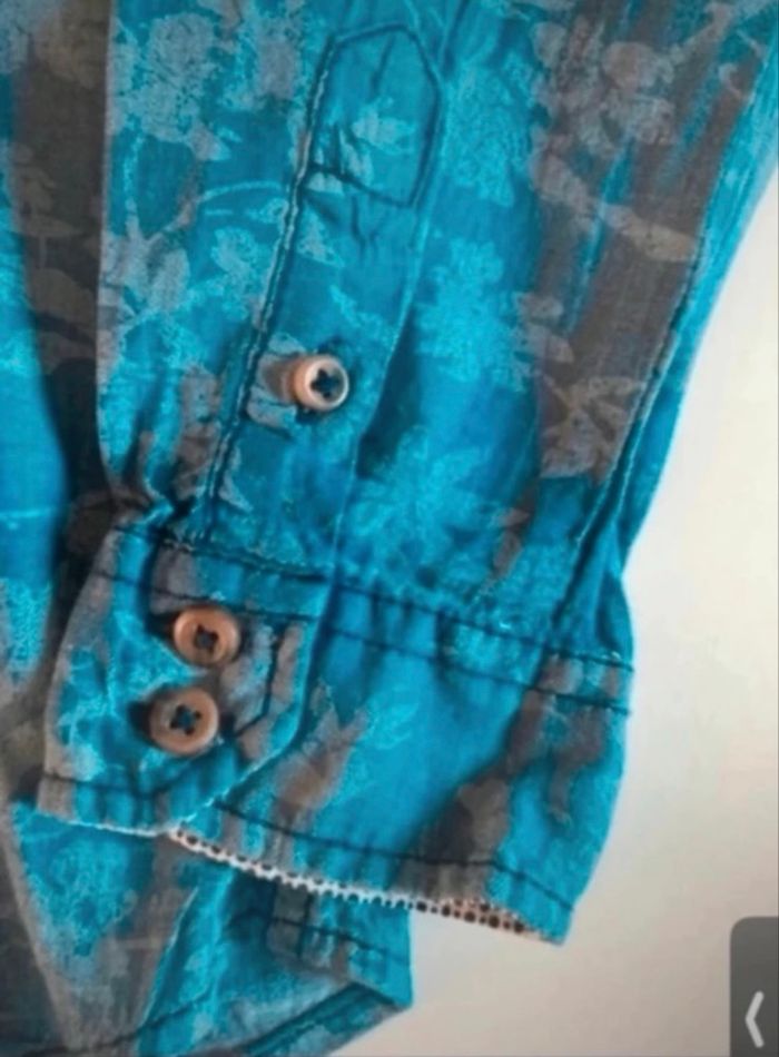 Chemise manches longues très bon état pour garçon taille 4 ans couleur bleu - photo numéro 3