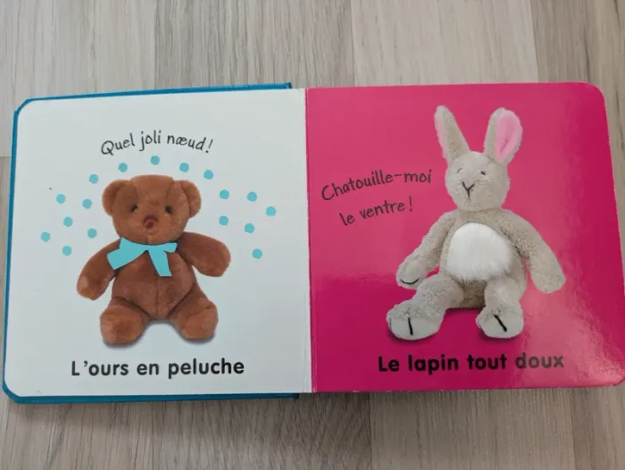 Livre les jouets à toucher - photo numéro 2