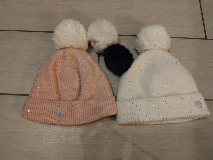 Lot Bonnet fille taille 55