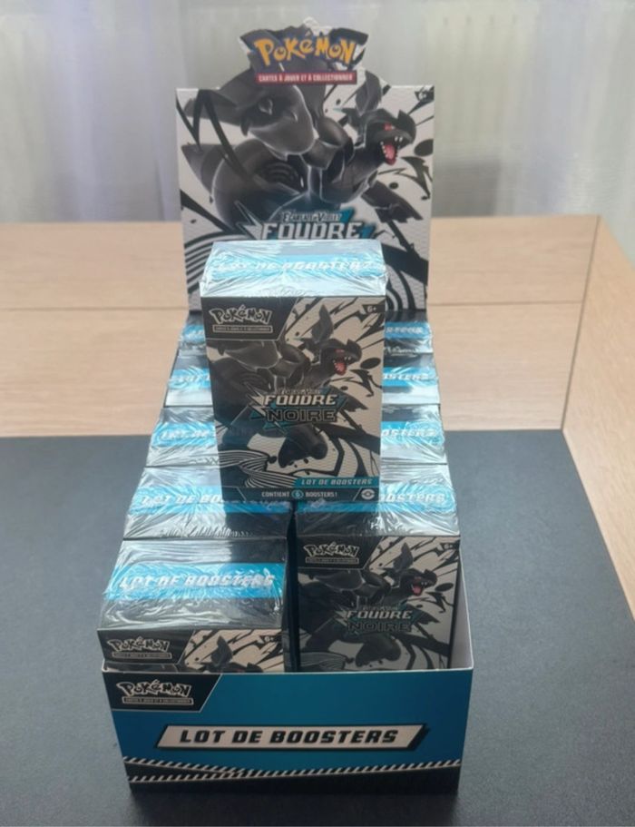 Pokémon 1 Bundle Foudre Noire Écarlate et Violet Neuf Français