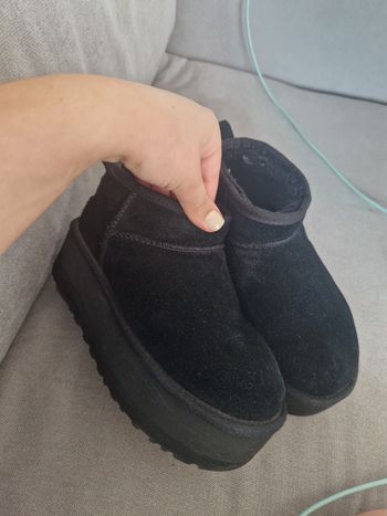 Bottines UGG noires