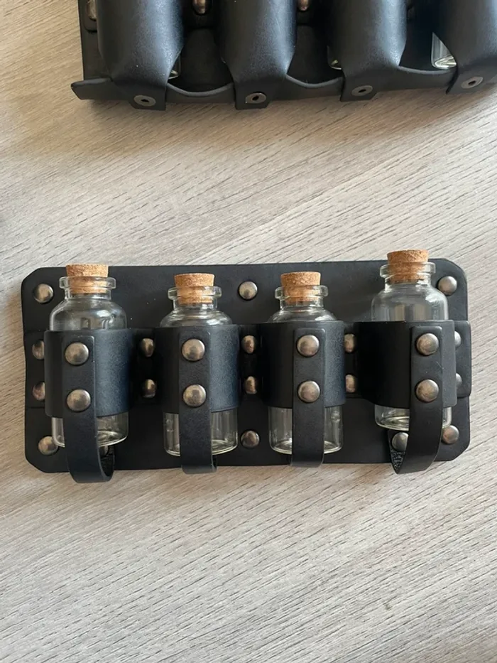 Kit complet ceinture + potions + sacoche + bourse - photo numéro 4