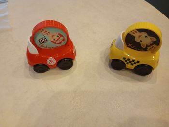 2 voitures Sophie la girafe