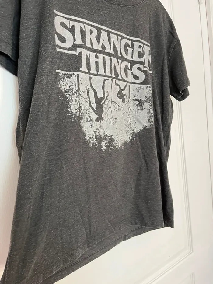 T-shirt Stranger, Things - photo numéro 4