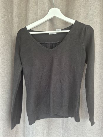 Pull col en V noir taille 38/40 La Redoute