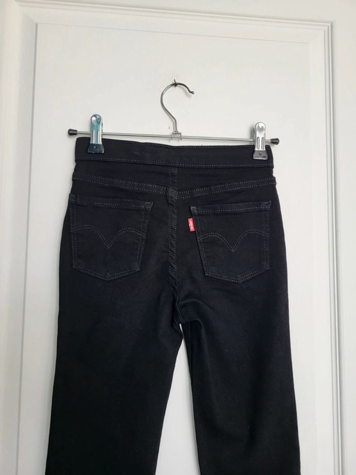 Pull on legging ou jean léger levi's neuf 8 ans - photo numéro 2