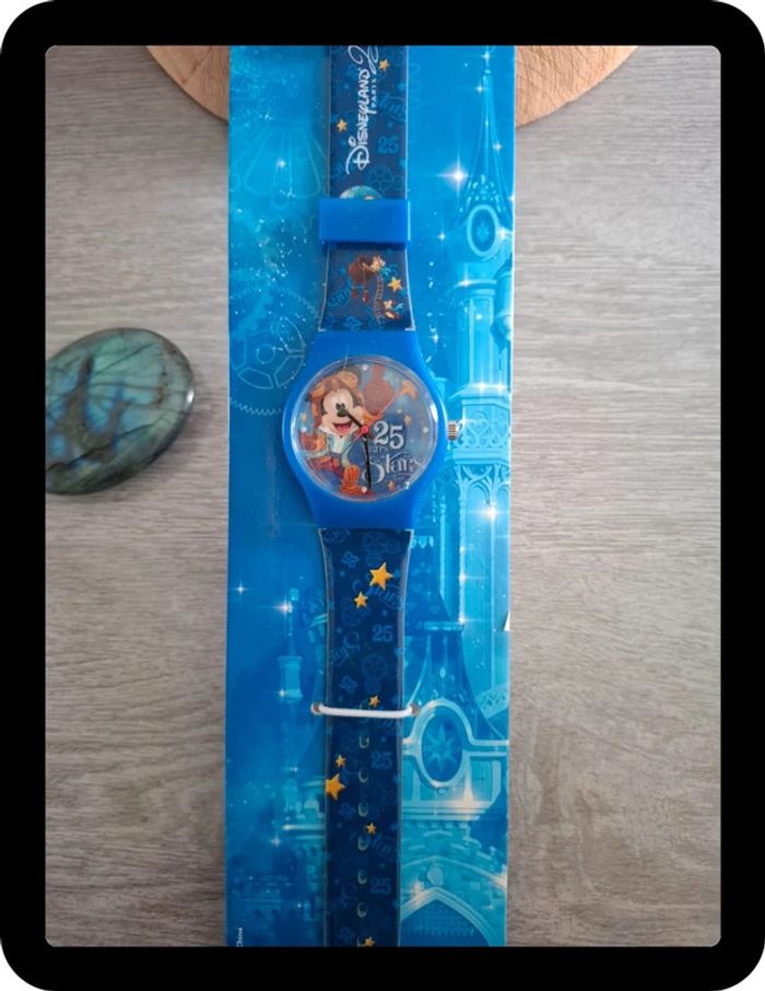 Montre 25 ans de disney NEUVE - photo numéro 2