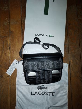 Sacoche lacoste neuve